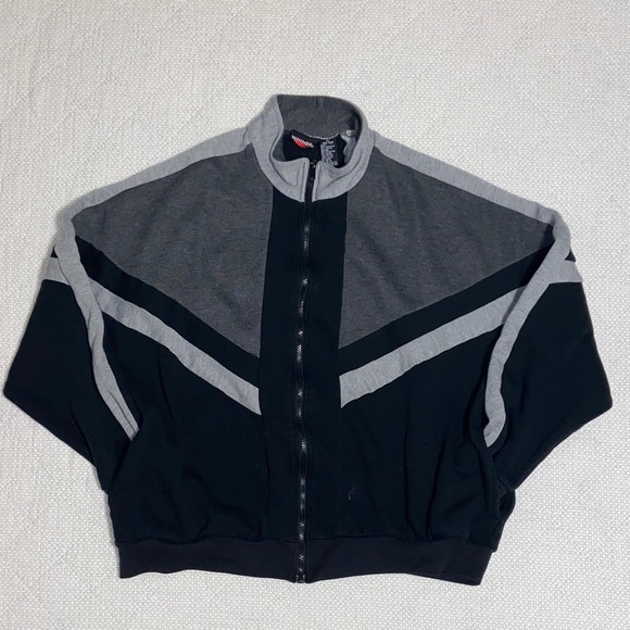 Black and Gray winner vintage Zip-Up Jacket - Picture 5 of 8